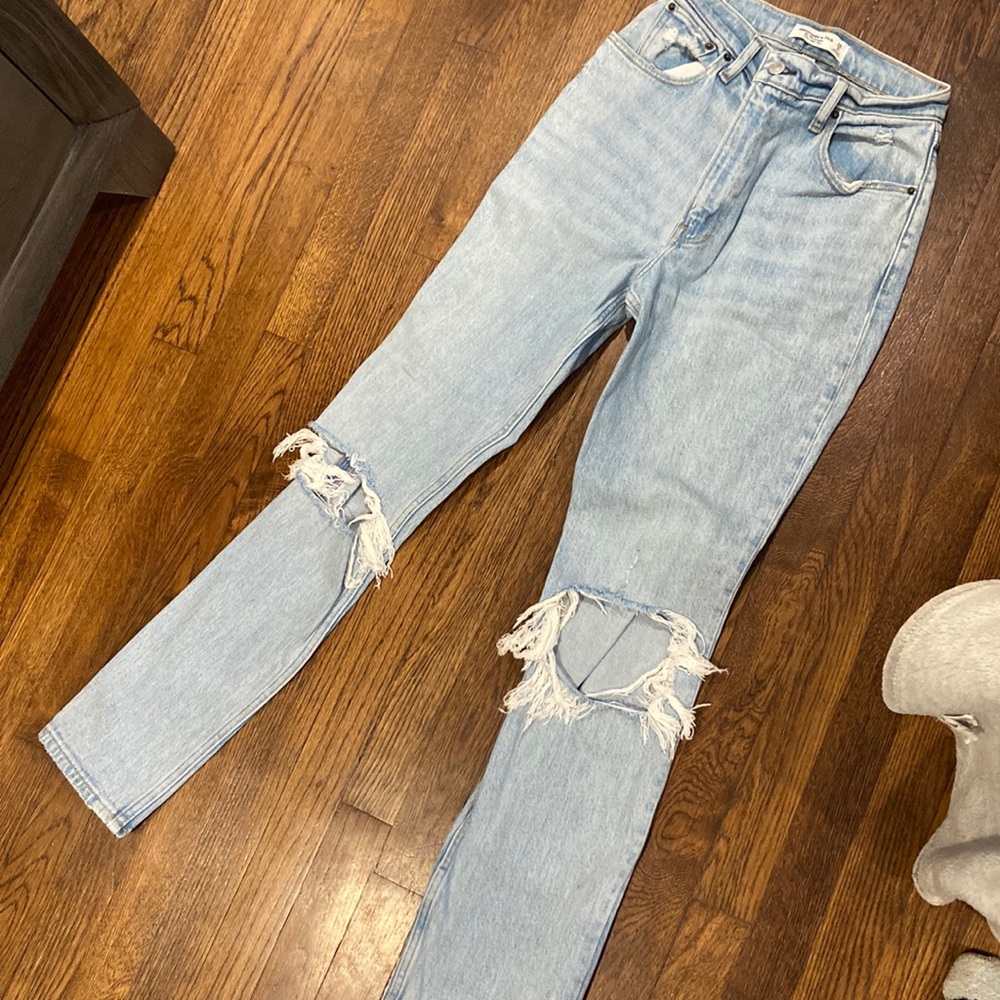 Abercrombie & Fitch The 90s Straight Ultra High Rise Curve Love Jean